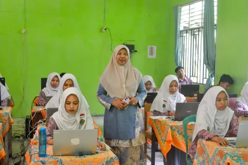 Pelaksanaan ANBK di MAN 5 Pasaman Barat Berjalan Tertib dan Lancar