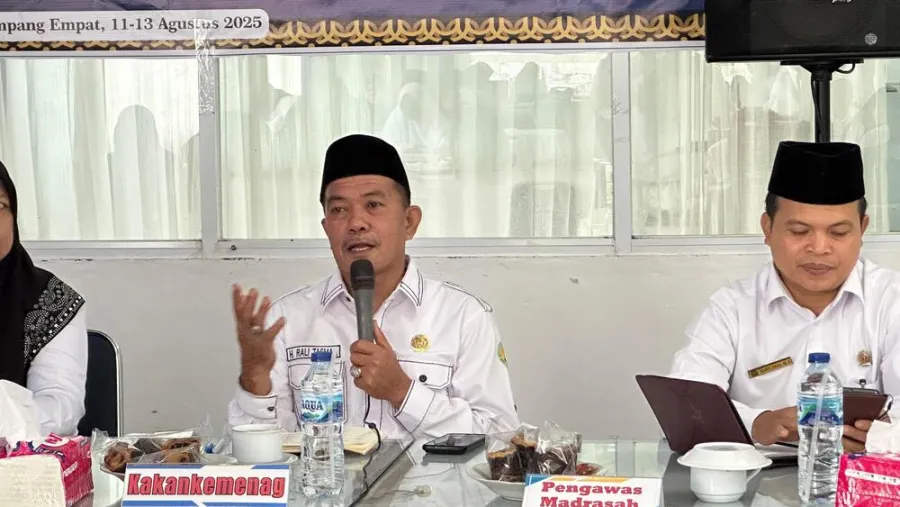 Kakankemenag Pasaman Barat Buka Workshop Implementasi Deep Learning dan Kurikulum Berbasis Cinta pada MAN 5 Pasaman Barat