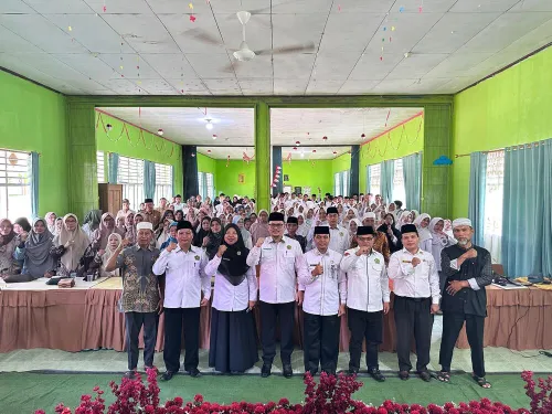 Kakankemenag Pasaman Barat Hadiri Acara Pelepasan Murid Kelas XII MAN 5 Pasaman Barat