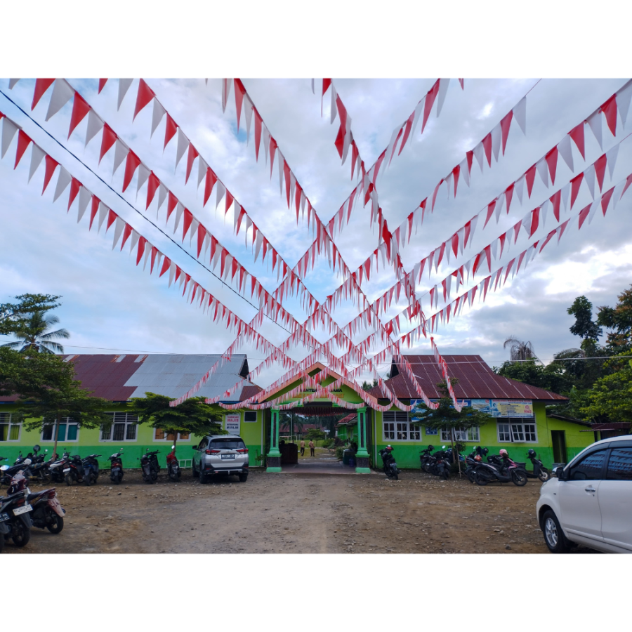 MAN 5 Pasaman Barat memeriahkan HUT RI ke-78