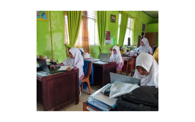 Tiga Siswi MAN 5 Pasaman Barat Ikuti Simulasi Olimpiade Bahasa Arab