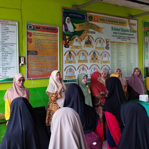 Kepala Madrasah Yelliza Gusti Lepas Pramuka MAN 5 Pasaman Barat Ikuti Giat Prestasi ADYARAJADDIPA Tahunan se- Kabupaten Pasaman Barat Tahun 2023